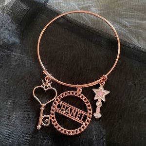 Charm bracelet